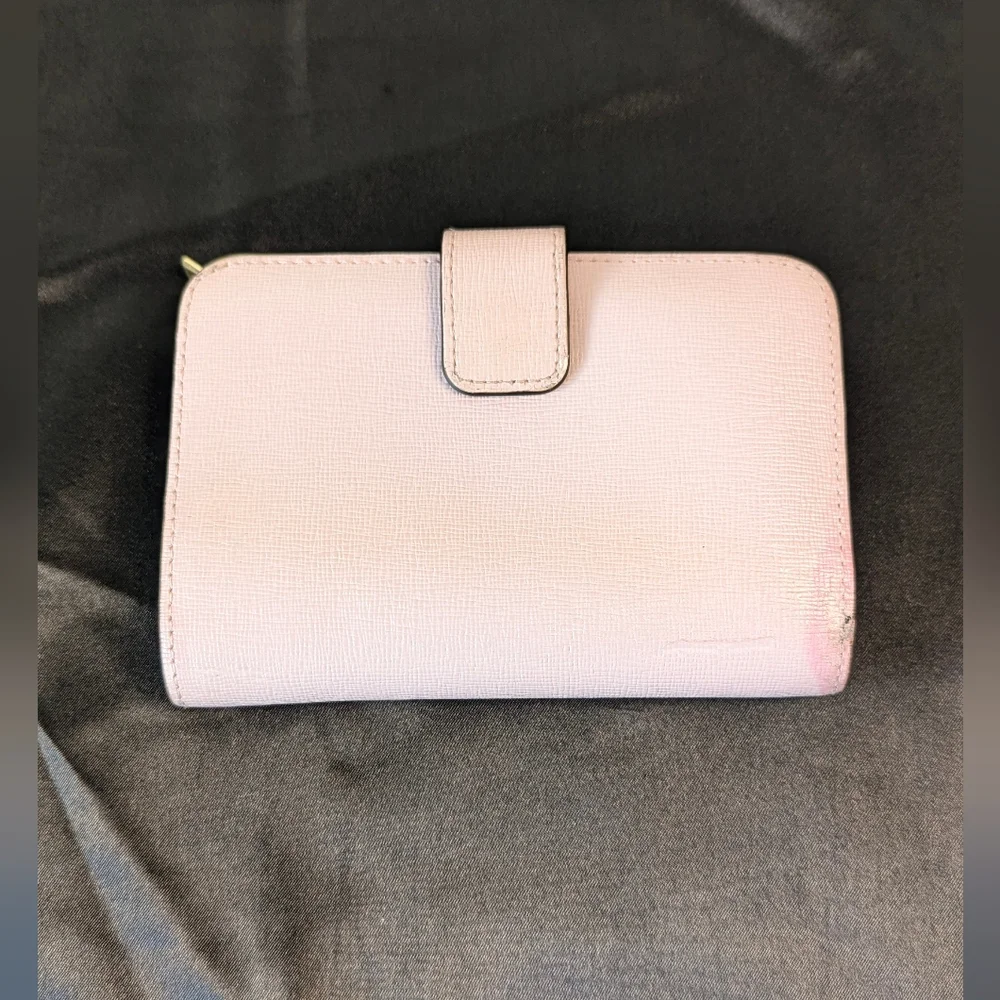 Furla women's wallet pink saffiano leather bifold gold tone hardware GUC w flaws - Picture 2 of 14